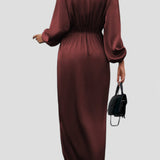 Aurosa Dress – Elegant Midi Dress with V-Neckline