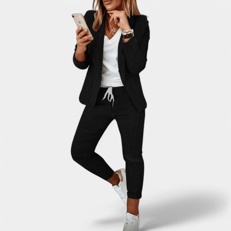 Aurosa Blazer & Trousers Set – Elegant & Comfortable Blazer Set for Any Occasion